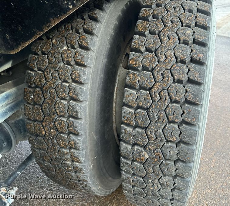 image for item LO9345 2007 Freightliner Business Class M2 106  sewer jetter truck