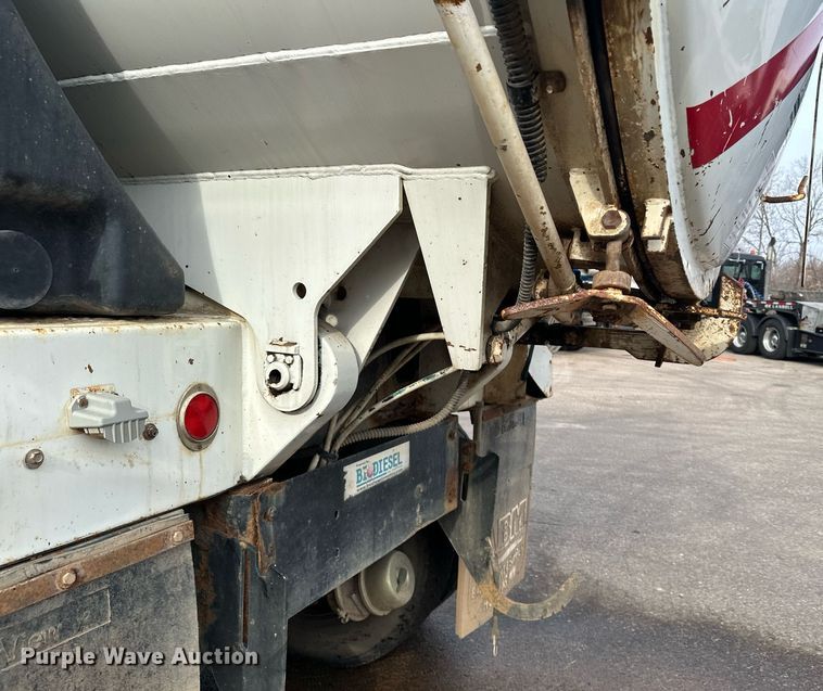 image for item LO9346 2002 Sterling LT7500  sewer jetter truck