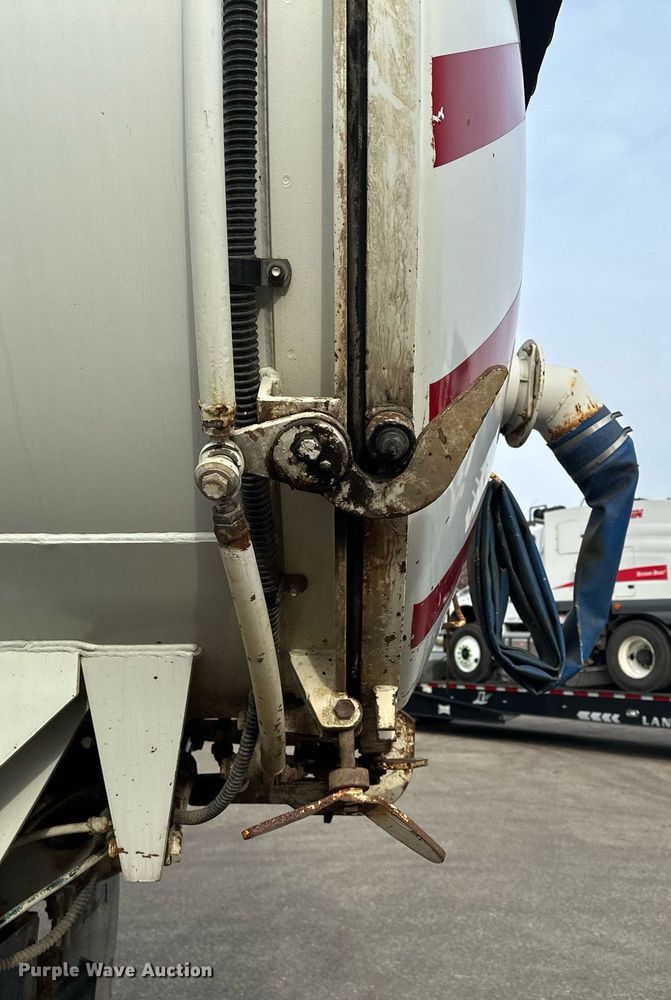 image for item LO9346 2002 Sterling LT7500  sewer jetter truck