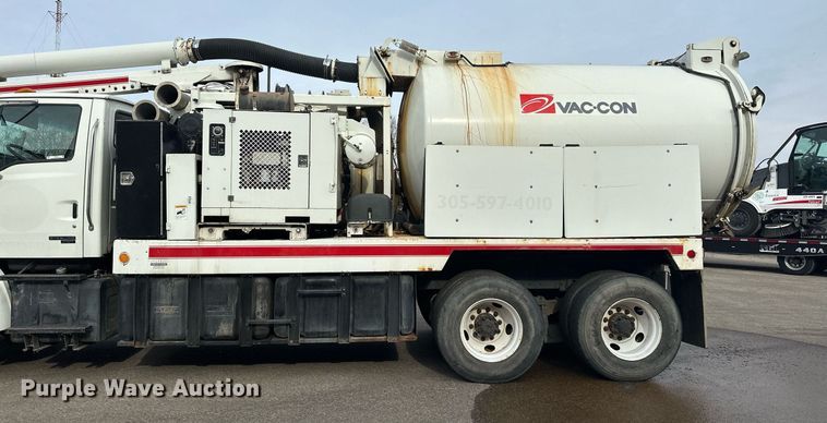 image for item LO9346 2002 Sterling LT7500  sewer jetter truck