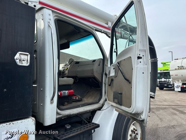 image for item LO9346 2002 Sterling LT7500  sewer jetter truck