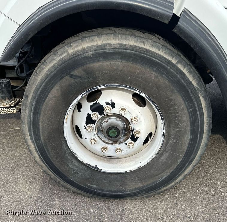 image for item LO9346 2002 Sterling LT7500  sewer jetter truck