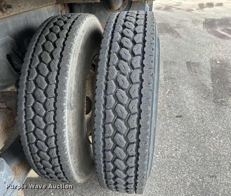 image for item LO9346 2002 Sterling LT7500  sewer jetter truck