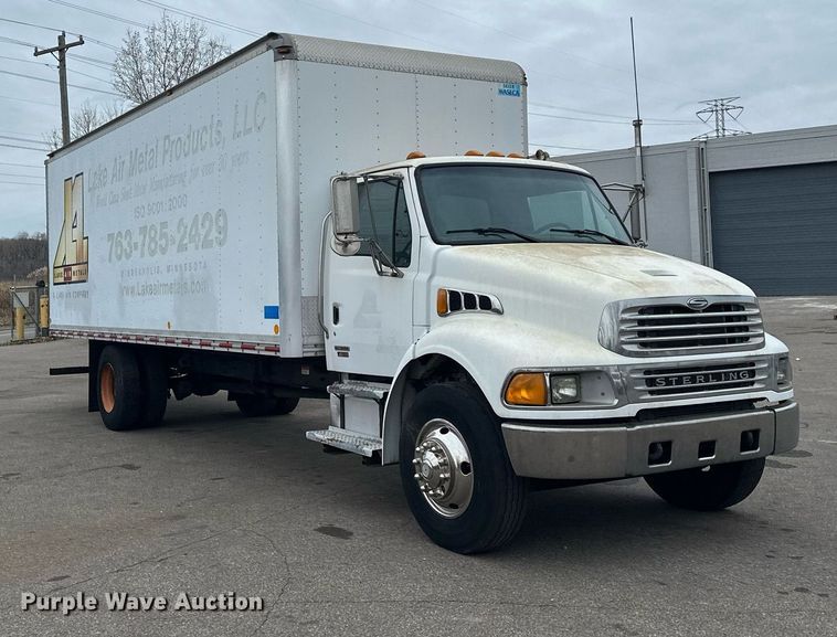 image for item LO9350 2005 Sterling Actera  box truck