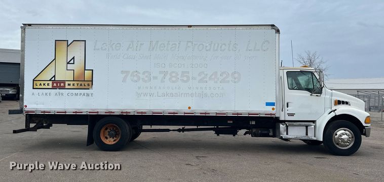 image for item LO9350 2005 Sterling Actera  box truck