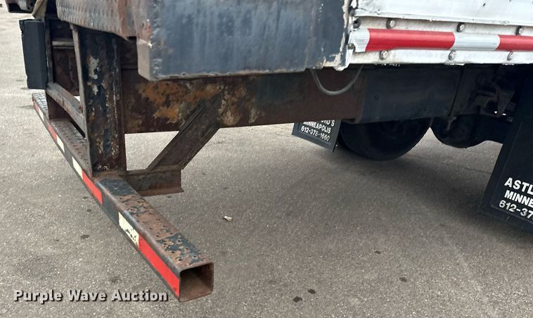 image for item LO9350 2005 Sterling Actera  box truck