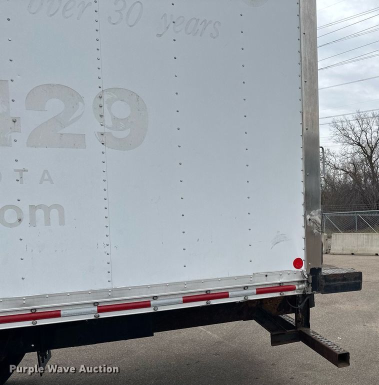 image for item LO9350 2005 Sterling Actera  box truck