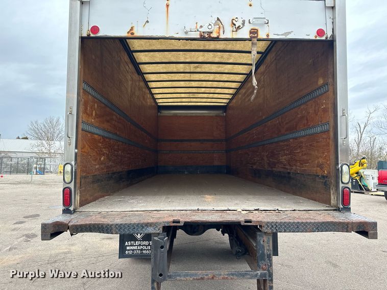 image for item LO9350 2005 Sterling Actera  box truck