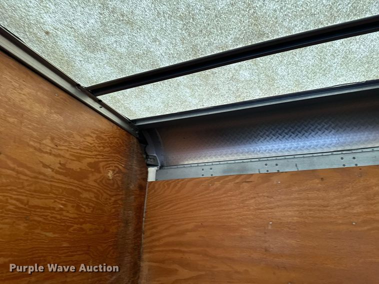 image for item LO9350 2005 Sterling Actera  box truck