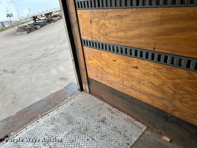 image for item LO9350 2005 Sterling Actera  box truck