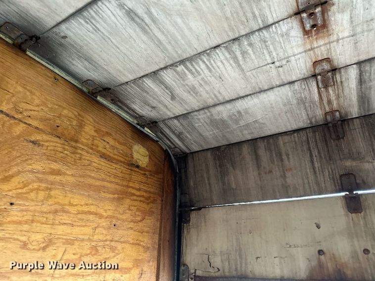 image for item LO9350 2005 Sterling Actera  box truck