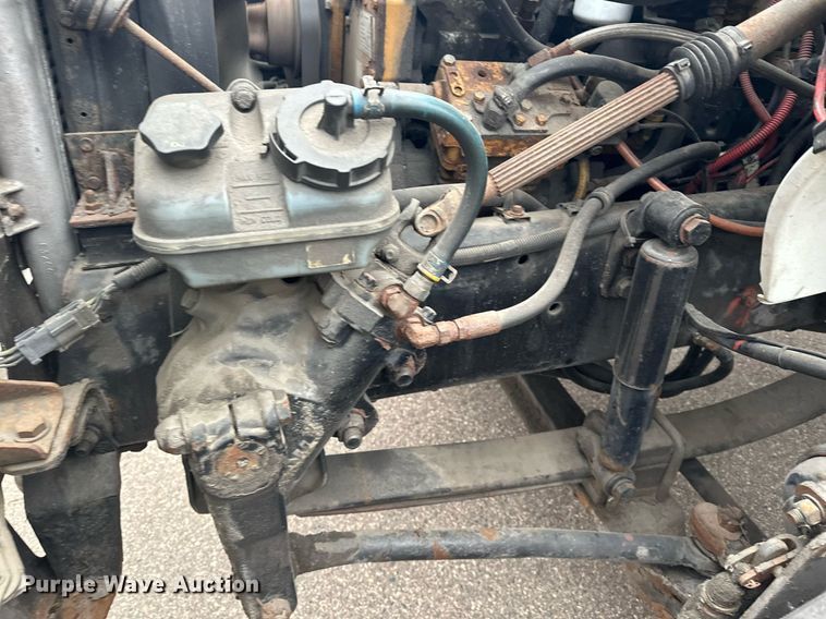 image for item LO9350 2005 Sterling Actera  box truck