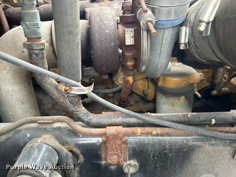 image for item LO9350 2005 Sterling Actera  box truck