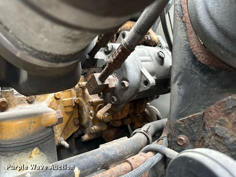 image for item LO9350 2005 Sterling Actera  box truck