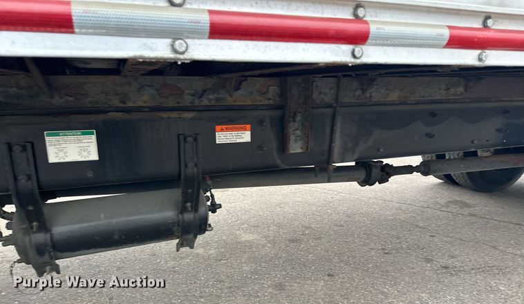 image for item LO9350 2005 Sterling Actera  box truck