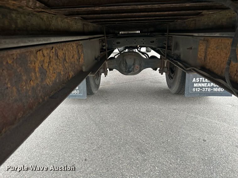 image for item LO9350 2005 Sterling Actera  box truck