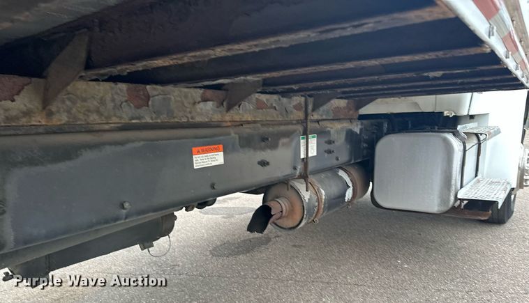 image for item LO9350 2005 Sterling Actera  box truck