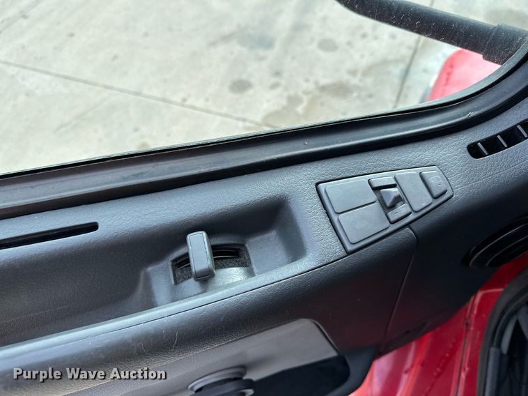 image for item LO9372 2007 Volvo VN  semi truck