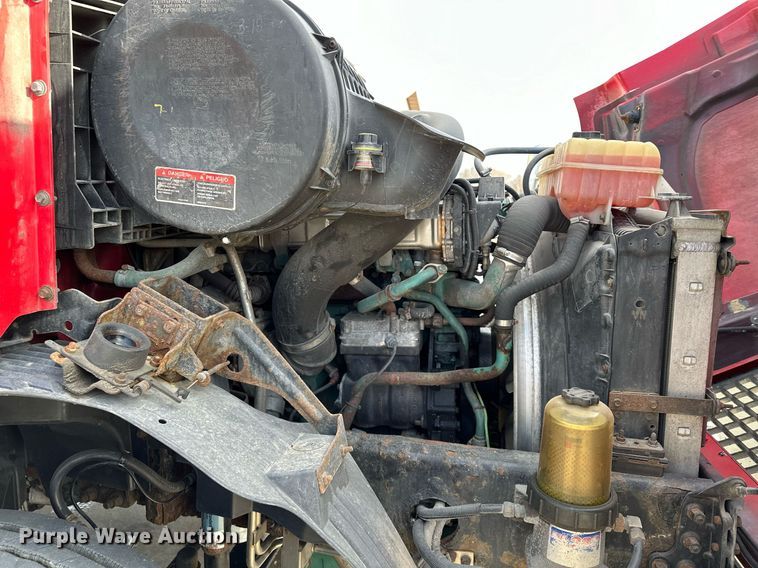 image for item LO9372 2007 Volvo VN  semi truck