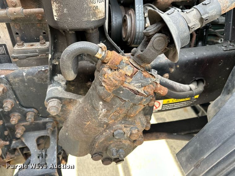 image for item LO9372 2007 Volvo VN  semi truck