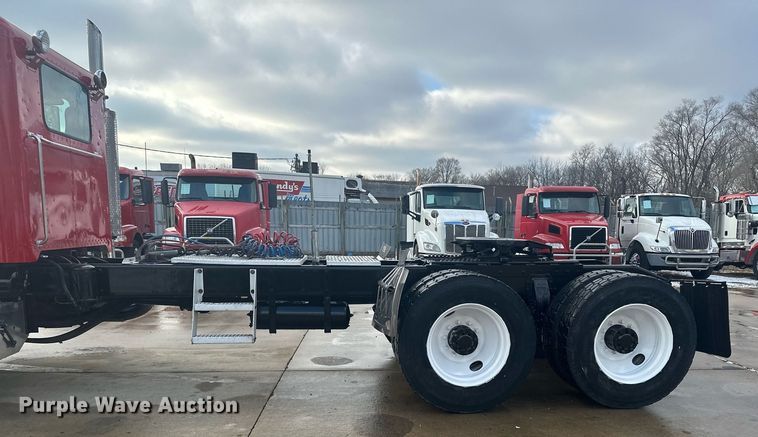 image for item LO9373 1991 Peterbilt 379  semi truck