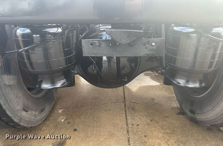 image for item LO9373 1991 Peterbilt 379  semi truck