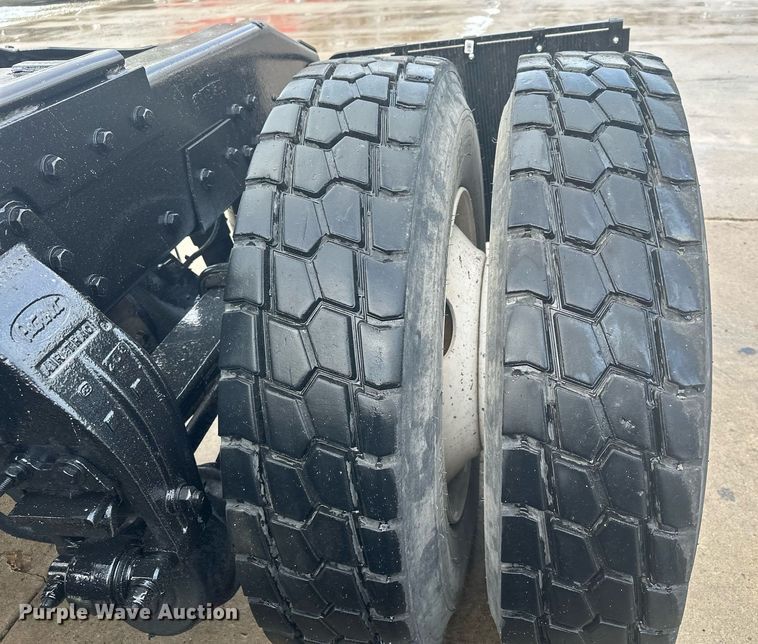 image for item LO9373 1991 Peterbilt 379  semi truck