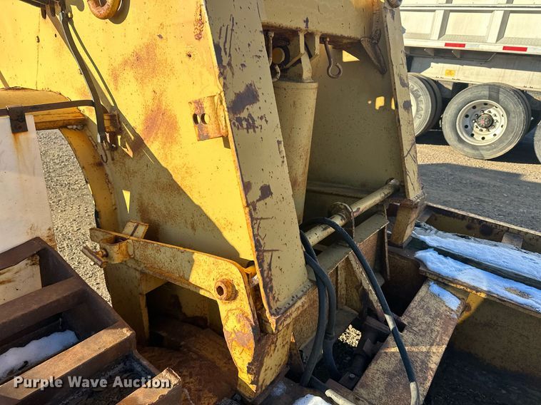 image for item LO9379 1976 Hyster  lowboy equipment trailer