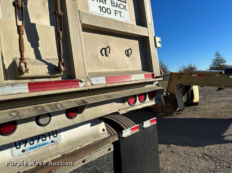 image for item LO9380 2000 East  end dump trailer