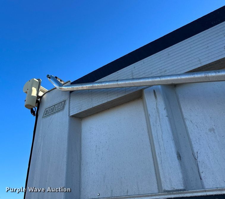 image for item LO9380 2000 East  end dump trailer