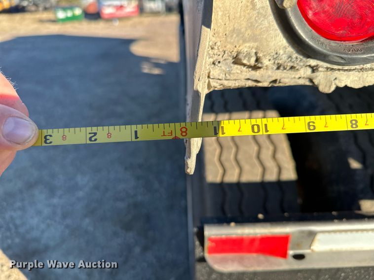 image for item LO9380 2000 East  end dump trailer