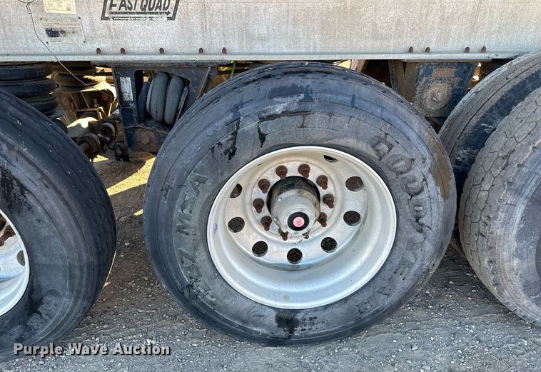 image for item LO9380 2000 East  end dump trailer