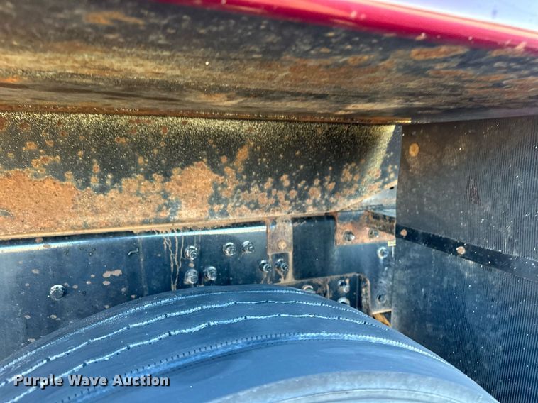 image for item LO9386 2019 Peterbilt 567  dump truck