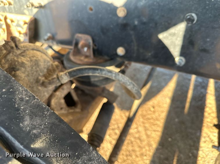 image for item LO9386 2019 Peterbilt 567  dump truck