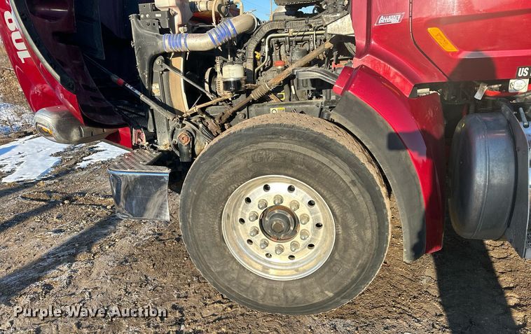 image for item LO9386 2019 Peterbilt 567  dump truck