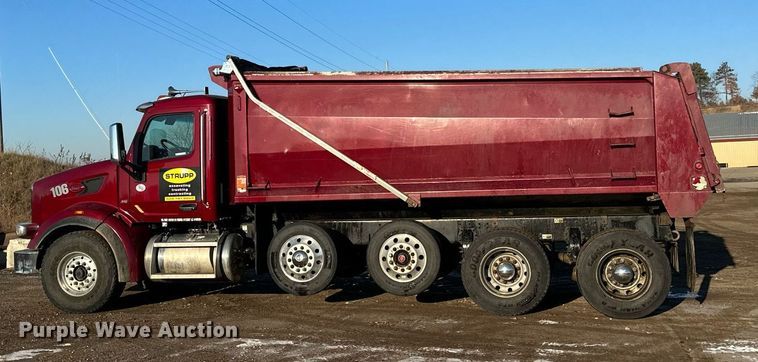 image for item LO9387 2019 Peterbilt 567  dump truck