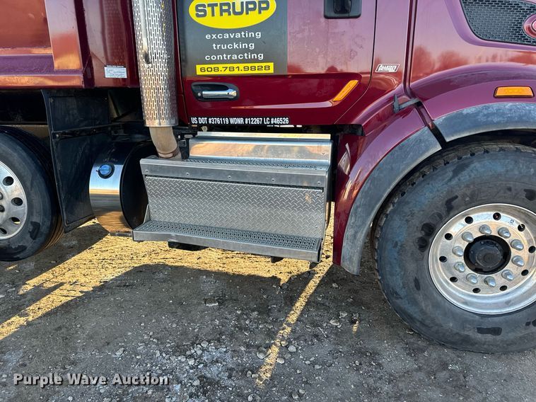 image for item LO9387 2019 Peterbilt 567  dump truck