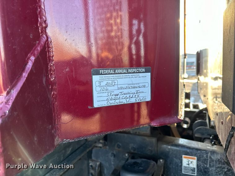 image for item LO9387 2019 Peterbilt 567  dump truck