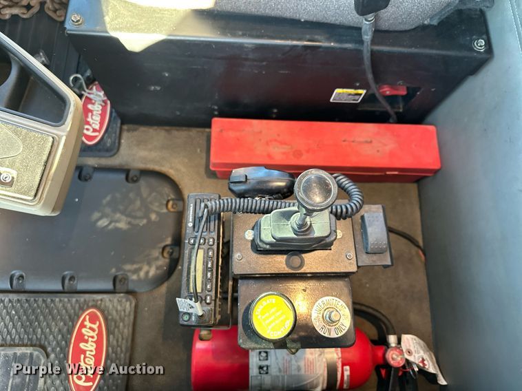 image for item LO9387 2019 Peterbilt 567  dump truck