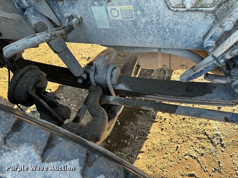 image for item LO9387 2019 Peterbilt 567  dump truck