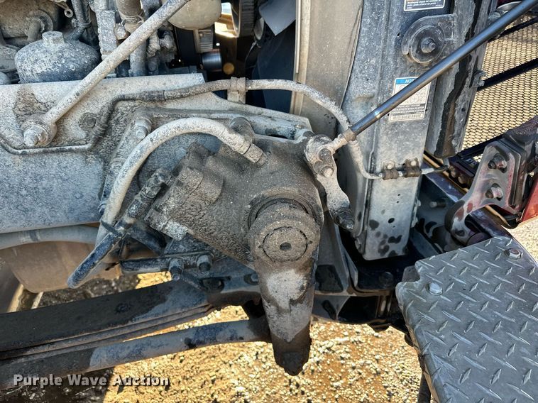 image for item LO9387 2019 Peterbilt 567  dump truck