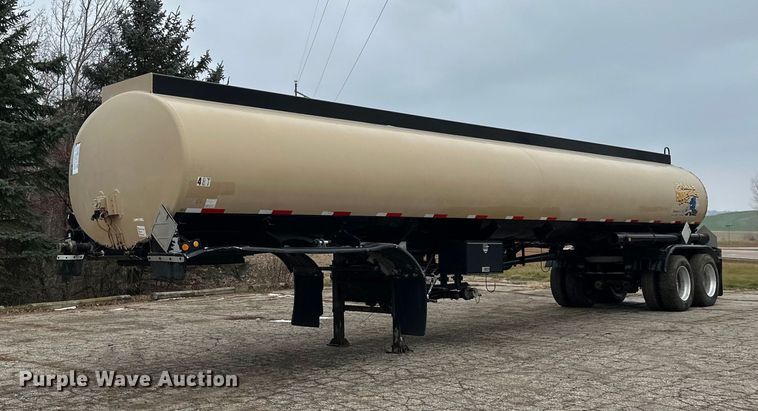 image for item LO9403 1996 Polar  tank trailer