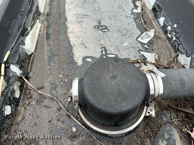 image for item LO9403 1996 Polar  tank trailer