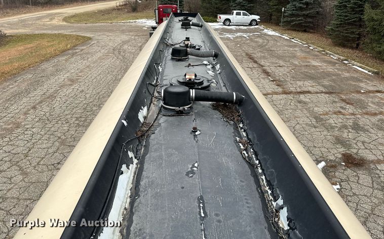 image for item LO9403 1996 Polar  tank trailer