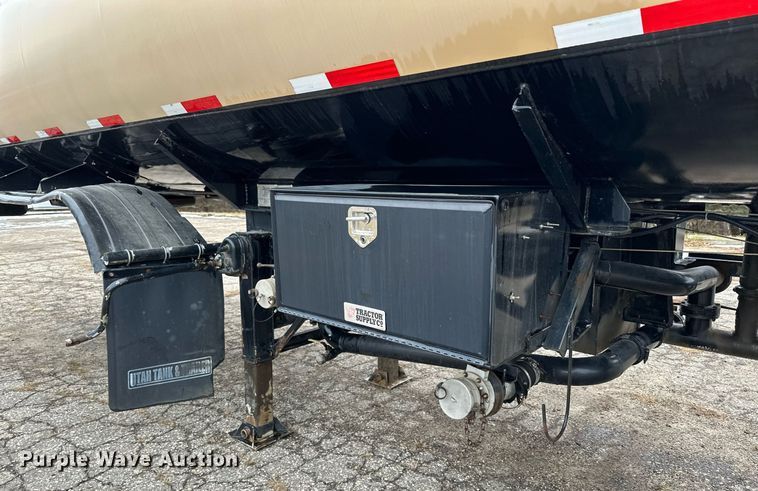 image for item LO9403 1996 Polar  tank trailer