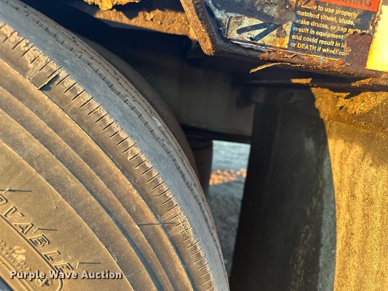 image for item LO9410 2013 Precision  drop deck equipment trailer