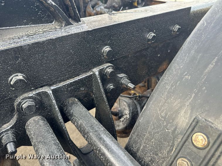 image for item LO9411 2006 International 9400i  semi truck