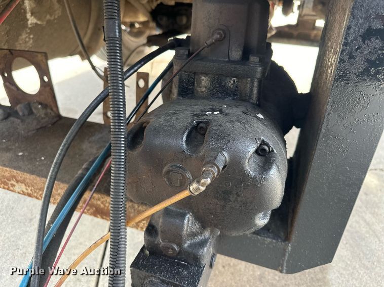 image for item LO9411 2006 International 9400i  semi truck