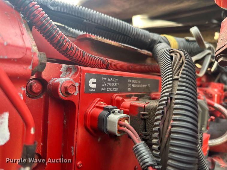 image for item LO9411 2006 International 9400i  semi truck