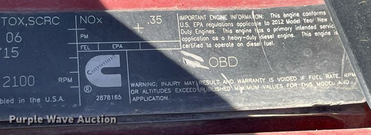 image for item LV9205 2013 Kenworth T800  semi truck